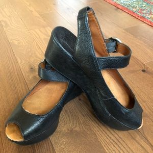 Black wedge sandals